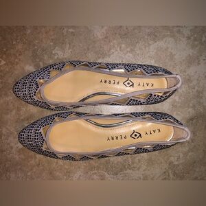 Katy Perry Collections The Hesita Grey Flats